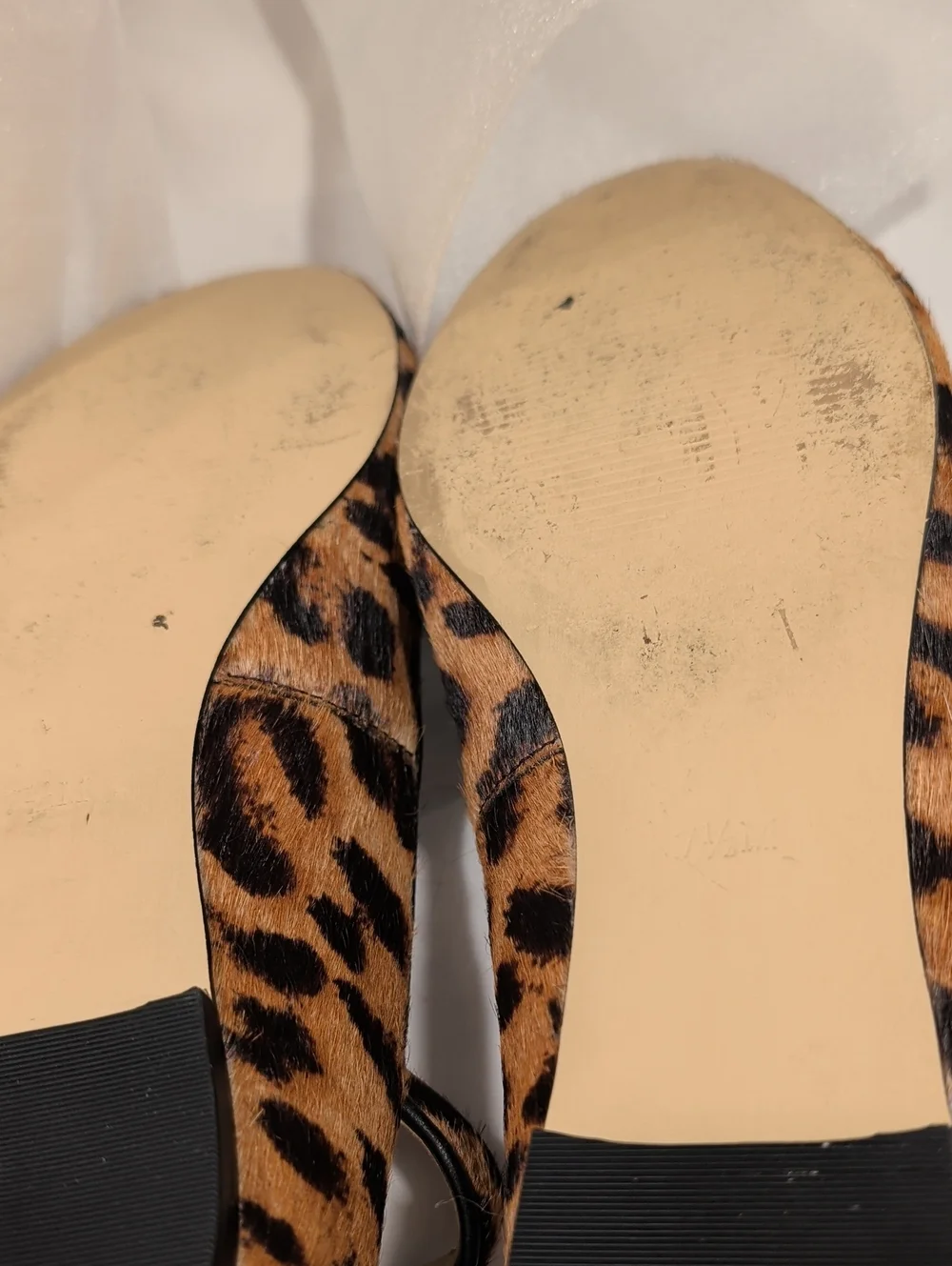 Talbots size 7.5 Leather Upper Leopard Print Ankle Strap Flats - Brown/Tan